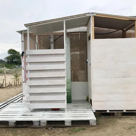 营地 Beach Camp